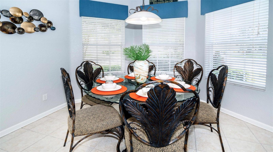 KISSIMMEE, Florida 34747, 5 Bedrooms Bedrooms, ,4 BathroomsBathrooms,Residential,For Sale,COMROW,0,MFRO6340113