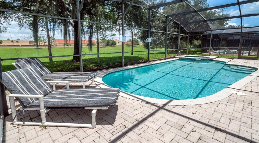 KISSIMMEE, Florida 34747, 5 Bedrooms Bedrooms, ,4 BathroomsBathrooms,Residential,For Sale,COMROW,0,MFRO6340113