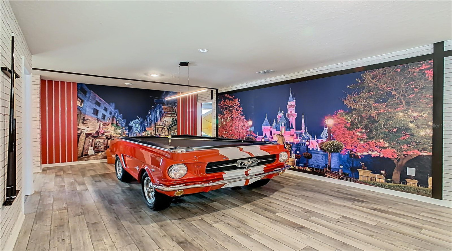 DAVENPORT, Florida 33897, 10 Bedrooms Bedrooms, ,8 BathroomsBathrooms,Residential,For Sale,LILAC,0,MFRO6346180