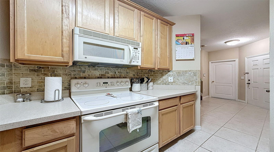 DAVENPORT, Florida 33897, 2 Bedrooms Bedrooms, ,2 BathroomsBathrooms,Residential,For Sale,BEXLEY,0,MFRO6346183