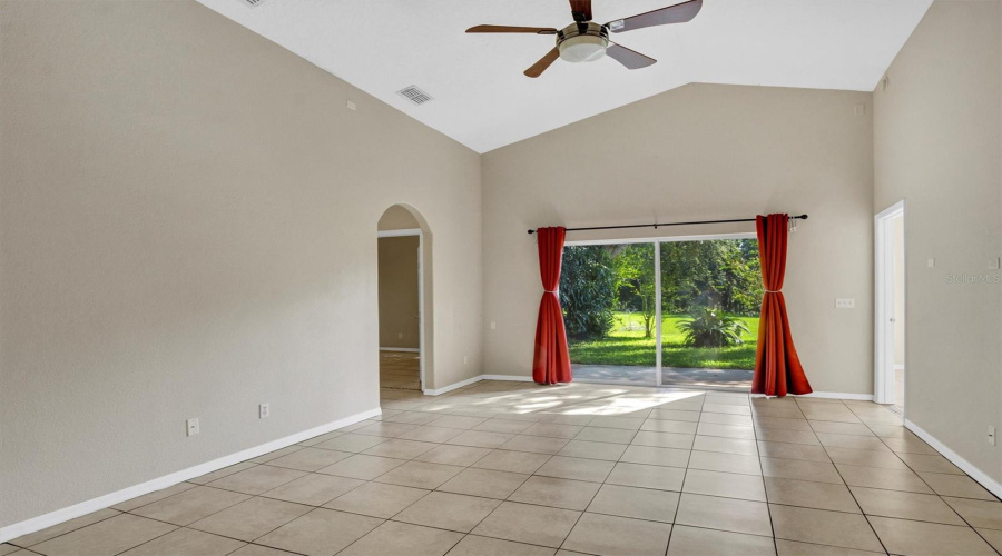 DAVENPORT, Florida 33837, 3 Bedrooms Bedrooms, ,2 BathroomsBathrooms,Residential,For Sale,WINDSOR ESTATES,0,MFRO6342235