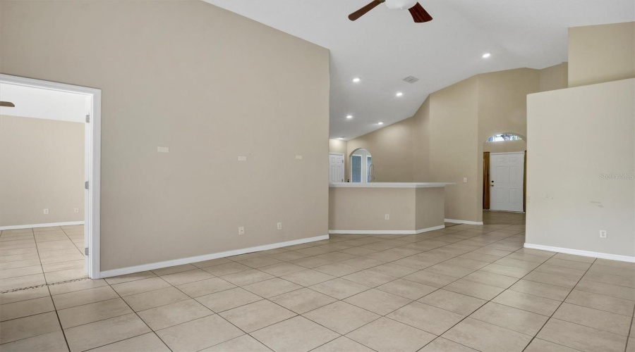 DAVENPORT, Florida 33837, 3 Bedrooms Bedrooms, ,2 BathroomsBathrooms,Residential,For Sale,WINDSOR ESTATES,0,MFRO6342235