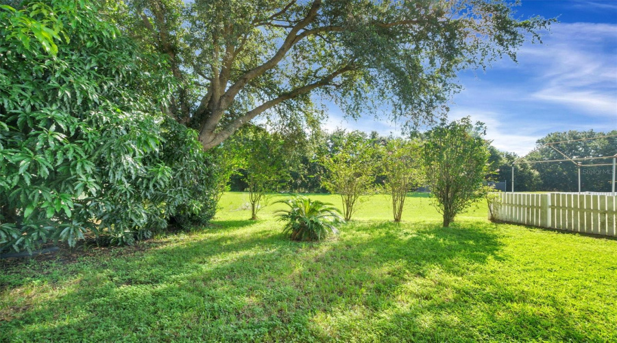 DAVENPORT, Florida 33837, 3 Bedrooms Bedrooms, ,2 BathroomsBathrooms,Residential,For Sale,WINDSOR ESTATES,0,MFRO6342235
