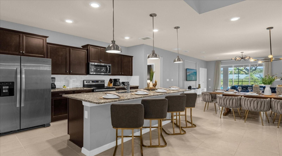 DAVENPORT, Florida 33897, 7 Bedrooms Bedrooms, ,5 BathroomsBathrooms,Residential,For Sale,LANA,0,MFRO6346203