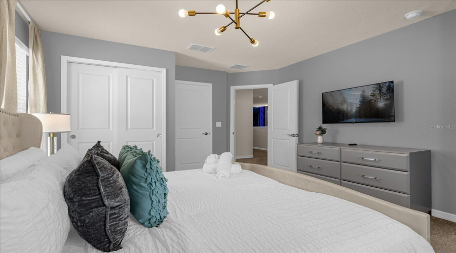 DAVENPORT, Florida 33897, 7 Bedrooms Bedrooms, ,5 BathroomsBathrooms,Residential,For Sale,LANA,0,MFRO6346203