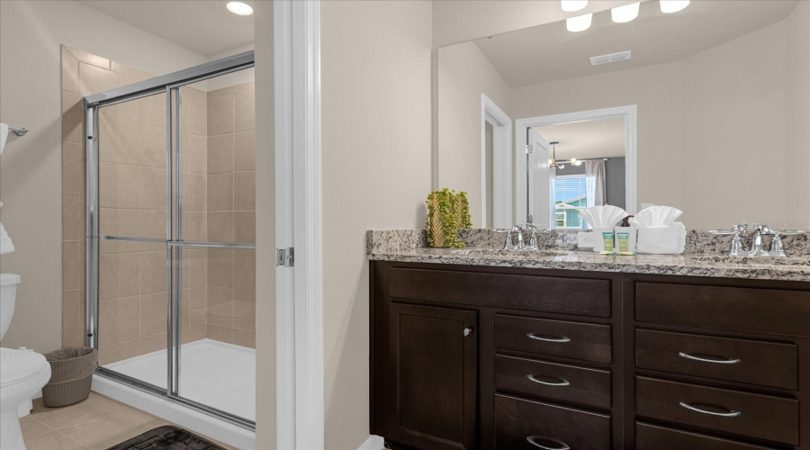 DAVENPORT, Florida 33897, 7 Bedrooms Bedrooms, ,5 BathroomsBathrooms,Residential,For Sale,LANA,0,MFRO6346203