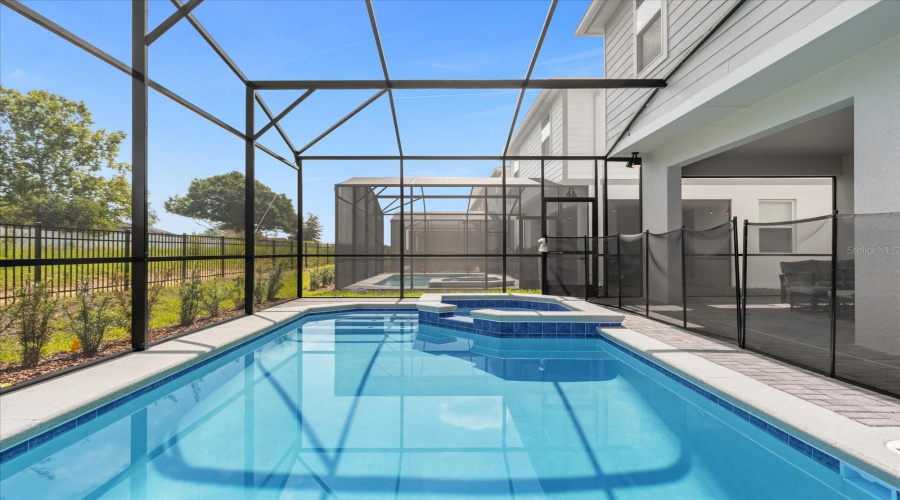 DAVENPORT, Florida 33897, 7 Bedrooms Bedrooms, ,5 BathroomsBathrooms,Residential,For Sale,LANA,0,MFRO6346203