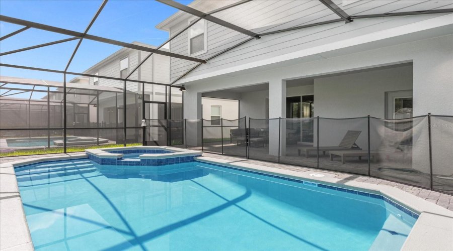 DAVENPORT, Florida 33897, 7 Bedrooms Bedrooms, ,5 BathroomsBathrooms,Residential,For Sale,LANA,0,MFRO6346203