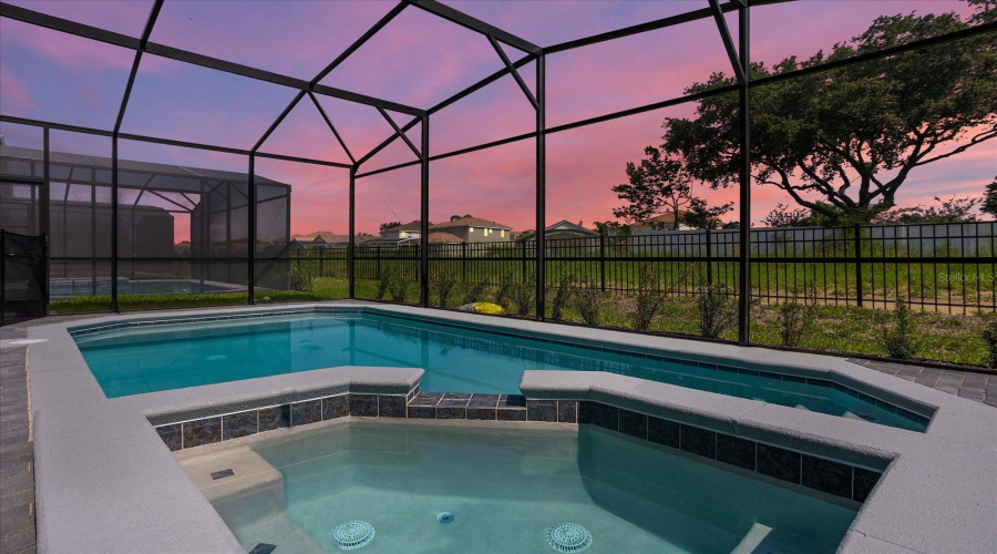 DAVENPORT, Florida 33897, 7 Bedrooms Bedrooms, ,5 BathroomsBathrooms,Residential,For Sale,LANA,0,MFRO6346203