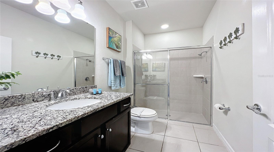 KISSIMMEE, Florida 34747, 5 Bedrooms Bedrooms, ,4 BathroomsBathrooms,Residential,For Sale,SYDNEY AVE,0,MFRO6346204
