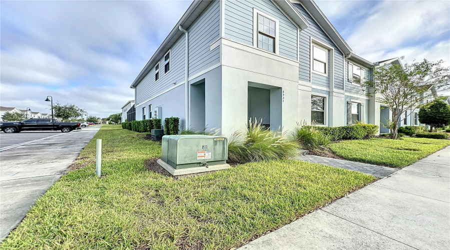 KISSIMMEE, Florida 34747, 5 Bedrooms Bedrooms, ,4 BathroomsBathrooms,Residential,For Sale,SYDNEY AVE,0,MFRO6346204