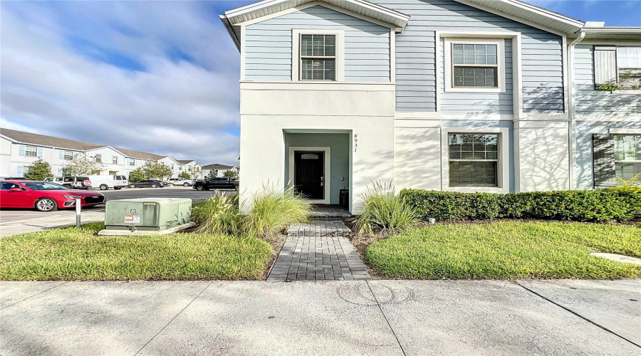 KISSIMMEE, Florida 34747, 5 Bedrooms Bedrooms, ,4 BathroomsBathrooms,Residential,For Sale,SYDNEY AVE,0,MFRO6346204