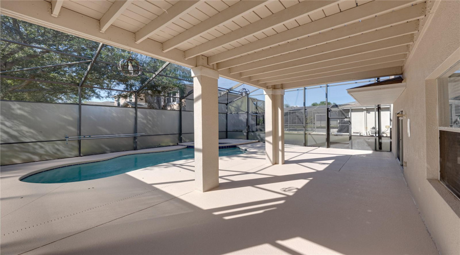 DAVENPORT, Florida 33896, 5 Bedrooms Bedrooms, ,3 BathroomsBathrooms,Residential,For Sale,RICHMOND,0,MFRO6346241