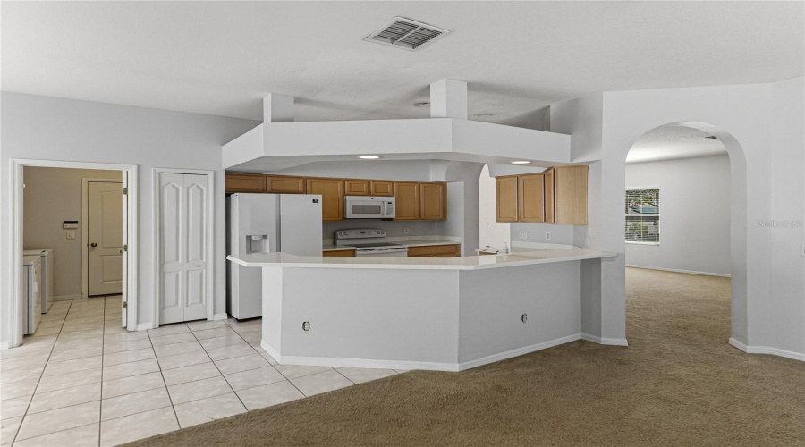 DAVENPORT, Florida 33896, 5 Bedrooms Bedrooms, ,3 BathroomsBathrooms,Residential,For Sale,RICHMOND,0,MFRO6346241