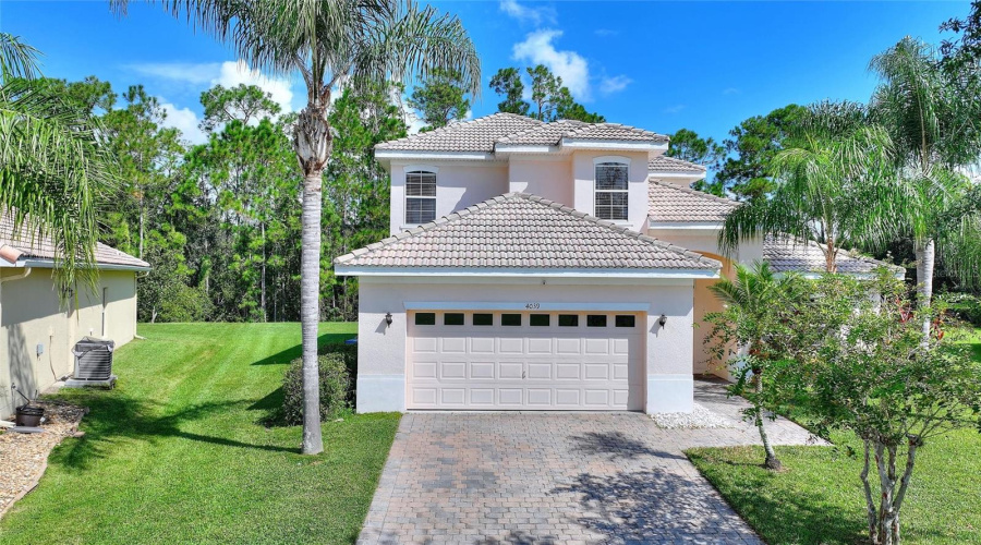 KISSIMMEE, Florida 34746, 4 Bedrooms Bedrooms, ,2 BathroomsBathrooms,Residential,For Sale,NAVIGATOR,0,MFRP4936335
