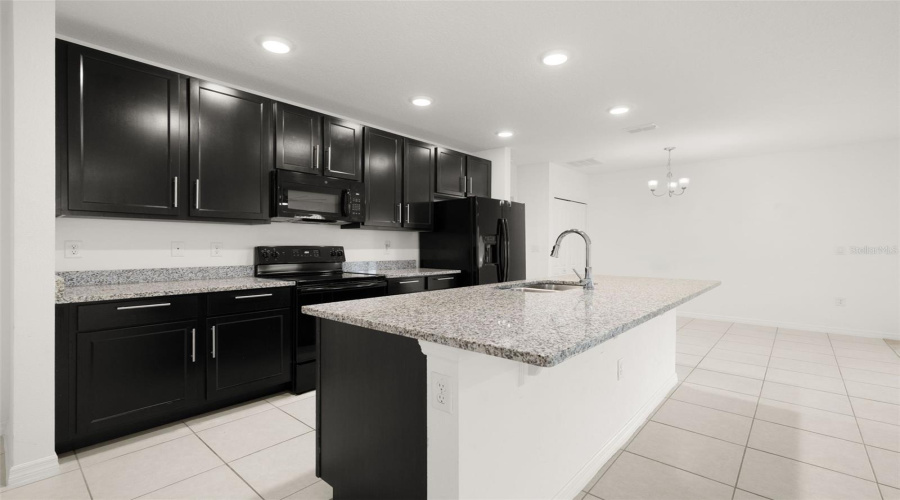 DAVENPORT, Florida 33837, 3 Bedrooms Bedrooms, ,2 BathroomsBathrooms,Residential,For Sale,PINECREST,0,MFRS5129273