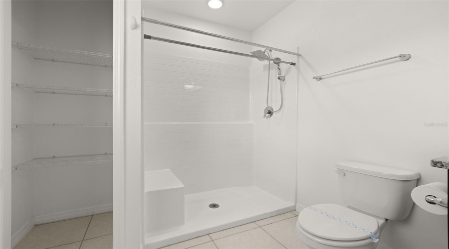 DAVENPORT, Florida 33837, 3 Bedrooms Bedrooms, ,2 BathroomsBathrooms,Residential,For Sale,PINECREST,0,MFRS5129273