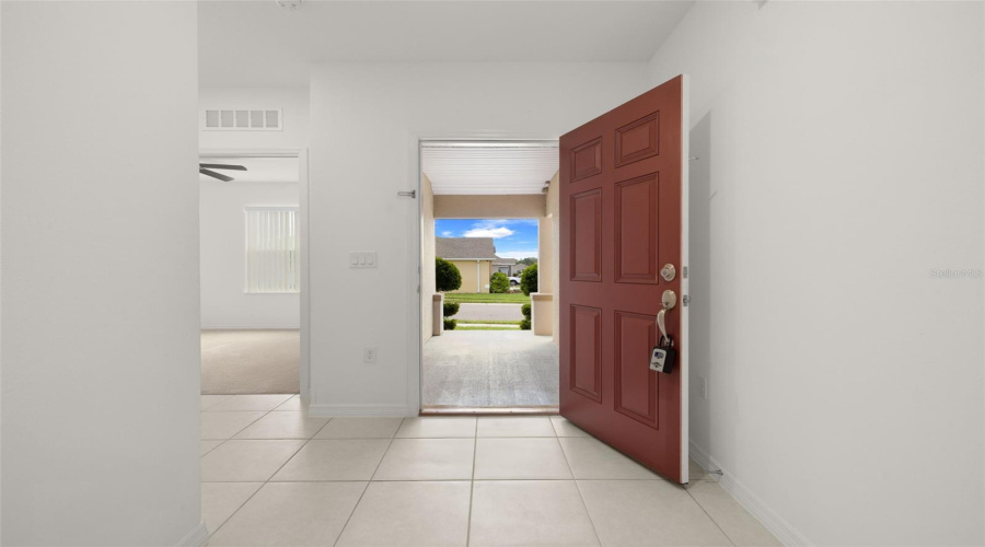 DAVENPORT, Florida 33837, 3 Bedrooms Bedrooms, ,2 BathroomsBathrooms,Residential,For Sale,PINECREST,0,MFRS5129273