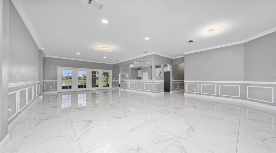 KISSIMMEE, Florida 34746, 4 Bedrooms Bedrooms, ,3 BathroomsBathrooms,Residential,For Sale,WINDWARD OAKS,0,MFRS5129826