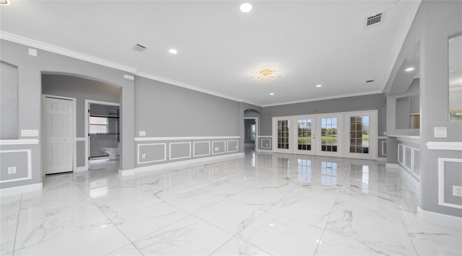 KISSIMMEE, Florida 34746, 4 Bedrooms Bedrooms, ,3 BathroomsBathrooms,Residential,For Sale,WINDWARD OAKS,0,MFRS5129826