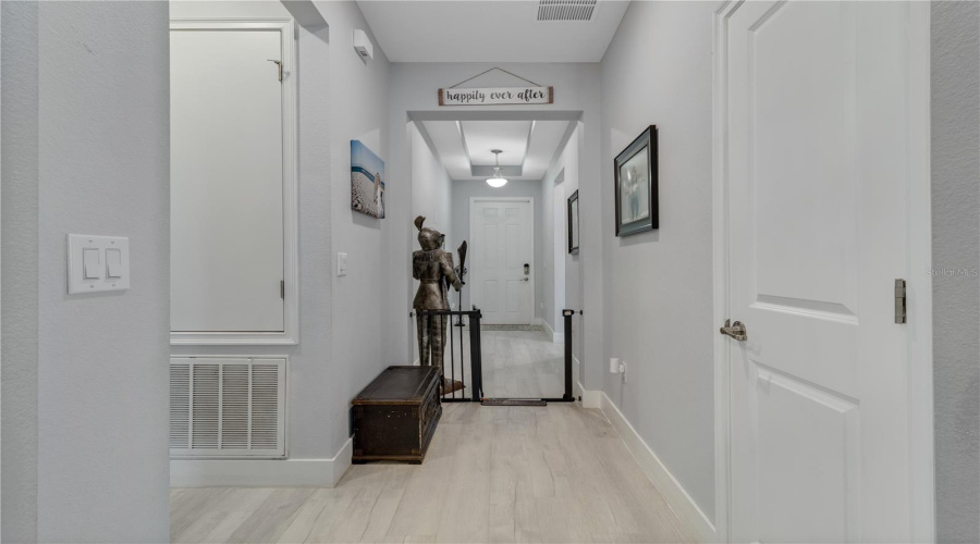 DAVENPORT, Florida 33896, 4 Bedrooms Bedrooms, ,3 BathroomsBathrooms,Residential,For Sale,BUNKER,0,MFRO6345289