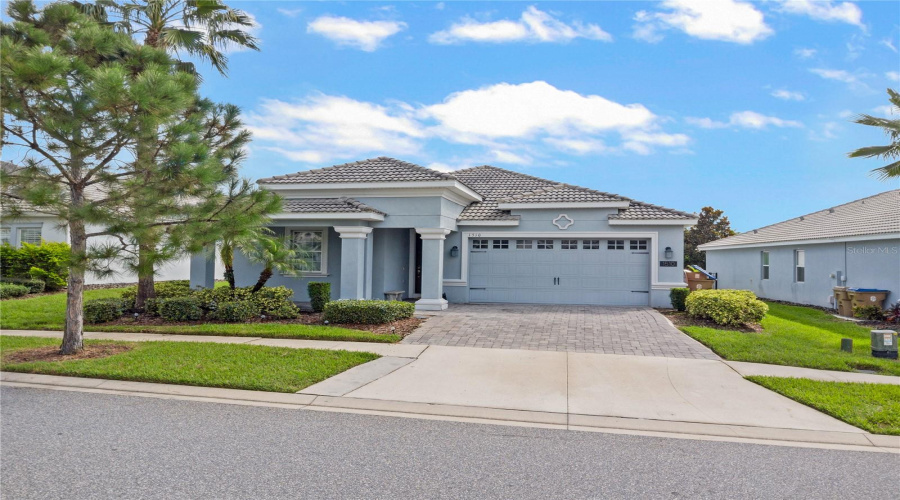 DAVENPORT, Florida 33896, 4 Bedrooms Bedrooms, ,3 BathroomsBathrooms,Residential,For Sale,BUNKER,0,MFRO6345289