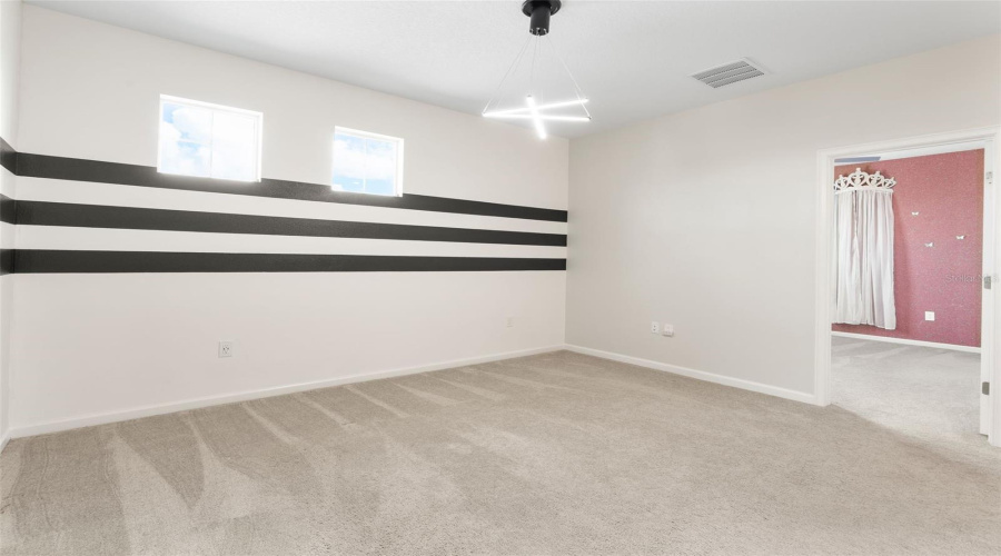 DAVENPORT, Florida 33837, 4 Bedrooms Bedrooms, ,3 BathroomsBathrooms,Residential,For Sale,YORKDALE,0,MFRO6341718