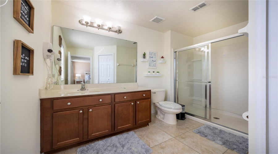 KISSIMMEE, Florida 34746, 4 Bedrooms Bedrooms, ,3 BathroomsBathrooms,Residential,For Sale,LAS FUENTES,0,MFRS5123071