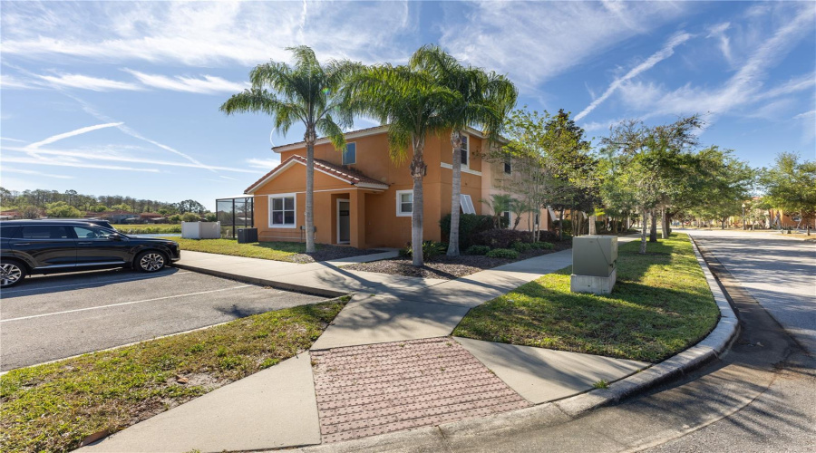 KISSIMMEE, Florida 34746, 4 Bedrooms Bedrooms, ,3 BathroomsBathrooms,Residential,For Sale,LAS FUENTES,0,MFRS5123071