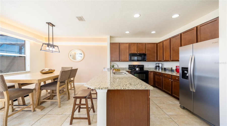 KISSIMMEE, Florida 34746, 4 Bedrooms Bedrooms, ,3 BathroomsBathrooms,Residential,For Sale,LAS FUENTES,0,MFRS5123071