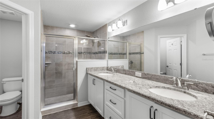 DAVENPORT, Florida 33837, 4 Bedrooms Bedrooms, ,2 BathroomsBathrooms,Residential,For Sale,SUNSET,0,MFRG5102397
