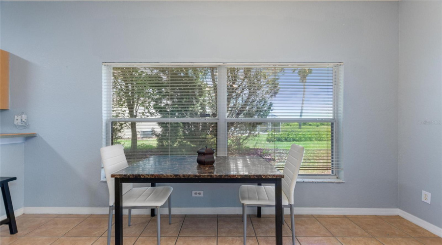 DAVENPORT, Florida 33896, 5 Bedrooms Bedrooms, ,4 BathroomsBathrooms,Residential,For Sale,WINDSOR,0,MFRO6316730