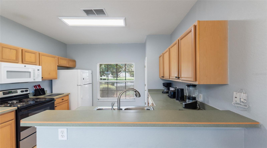 DAVENPORT, Florida 33896, 5 Bedrooms Bedrooms, ,4 BathroomsBathrooms,Residential,For Sale,WINDSOR,0,MFRO6316730