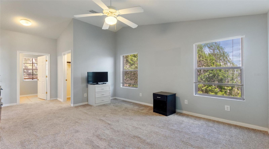 DAVENPORT, Florida 33896, 5 Bedrooms Bedrooms, ,4 BathroomsBathrooms,Residential,For Sale,WINDSOR,0,MFRO6316730