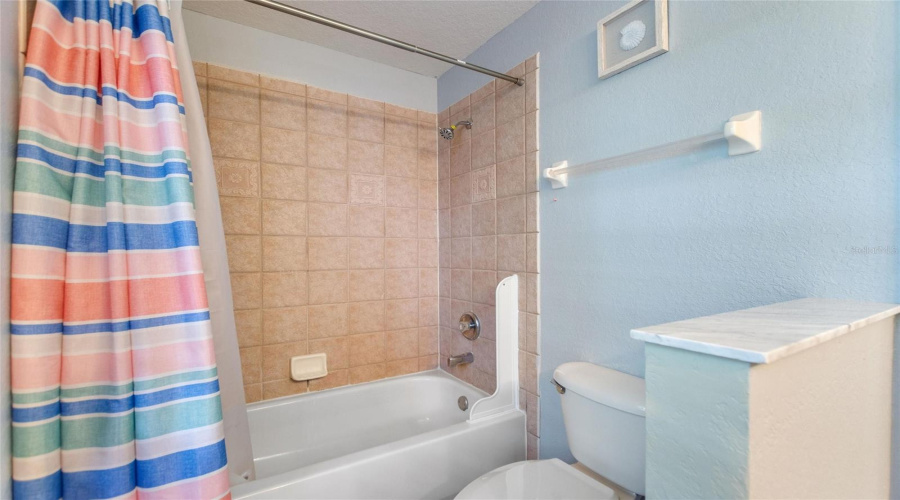 DAVENPORT, Florida 33896, 5 Bedrooms Bedrooms, ,4 BathroomsBathrooms,Residential,For Sale,WINDSOR,0,MFRO6316730