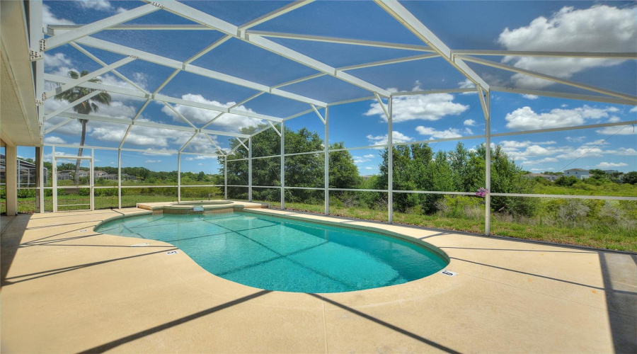 DAVENPORT, Florida 33896, 5 Bedrooms Bedrooms, ,4 BathroomsBathrooms,Residential,For Sale,WINDSOR,0,MFRO6316730