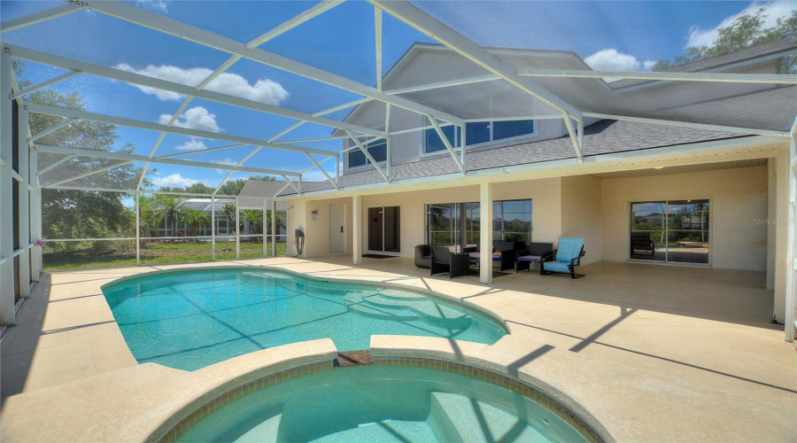 DAVENPORT, Florida 33896, 5 Bedrooms Bedrooms, ,4 BathroomsBathrooms,Residential,For Sale,WINDSOR,0,MFRO6316730