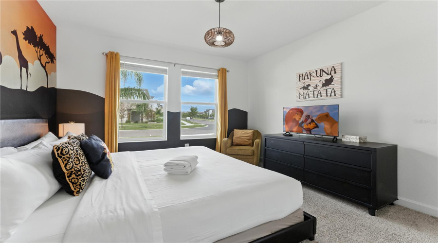 DAVENPORT, Florida 33896, 6 Bedrooms Bedrooms, ,5 BathroomsBathrooms,Residential,For Sale,TAKEAWAY,0,MFRO6346148