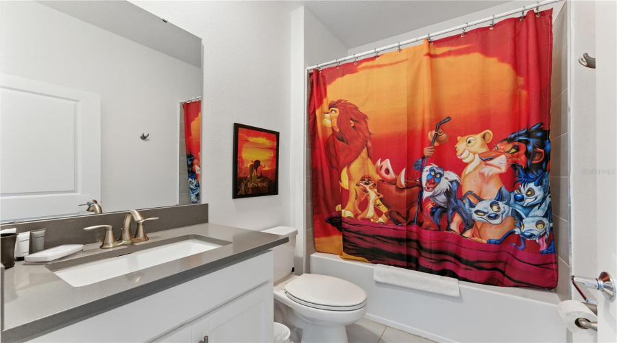 DAVENPORT, Florida 33896, 6 Bedrooms Bedrooms, ,5 BathroomsBathrooms,Residential,For Sale,TAKEAWAY,0,MFRO6346148