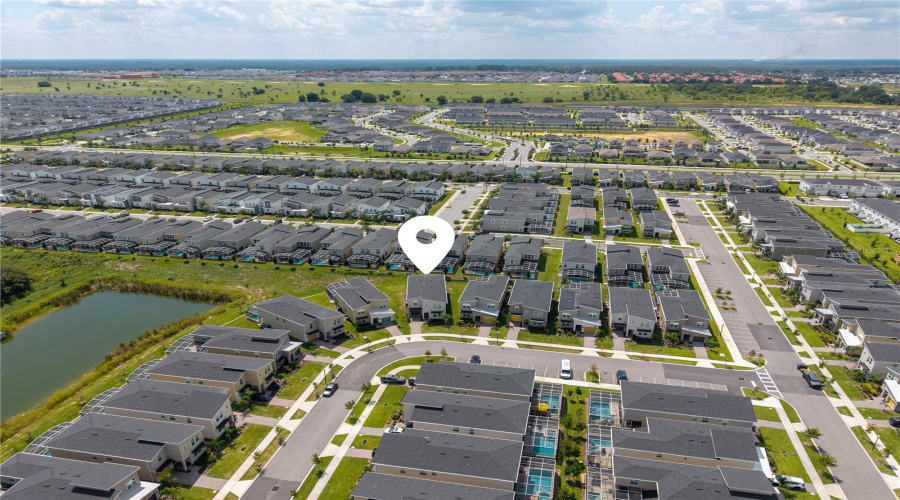 DAVENPORT, Florida 33896, 6 Bedrooms Bedrooms, ,5 BathroomsBathrooms,Residential,For Sale,TAKEAWAY,0,MFRO6346148