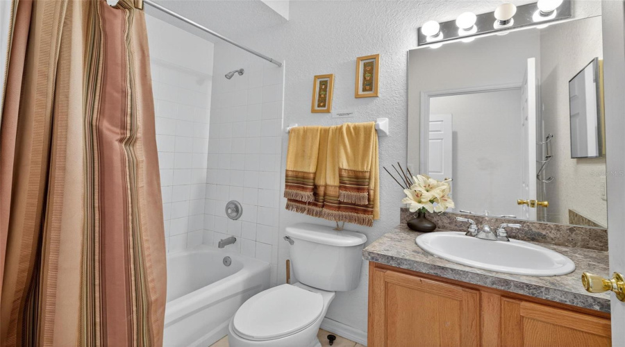 DAVENPORT, Florida 33897, 5 Bedrooms Bedrooms, ,4 BathroomsBathrooms,Residential,For Sale,BELFRY,0,MFRO6346296