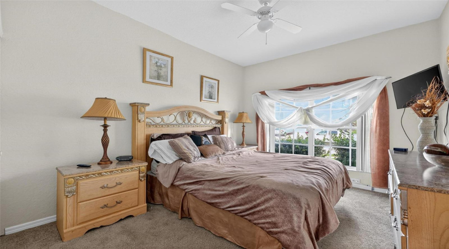 DAVENPORT, Florida 33897, 5 Bedrooms Bedrooms, ,4 BathroomsBathrooms,Residential,For Sale,BELFRY,0,MFRO6346296