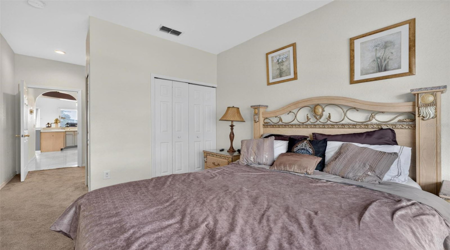 DAVENPORT, Florida 33897, 5 Bedrooms Bedrooms, ,4 BathroomsBathrooms,Residential,For Sale,BELFRY,0,MFRO6346296