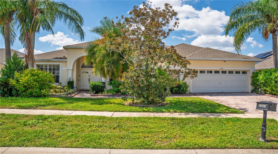 DAVENPORT, Florida 33897, 5 Bedrooms Bedrooms, ,4 BathroomsBathrooms,Residential,For Sale,BELFRY,0,MFRO6346296