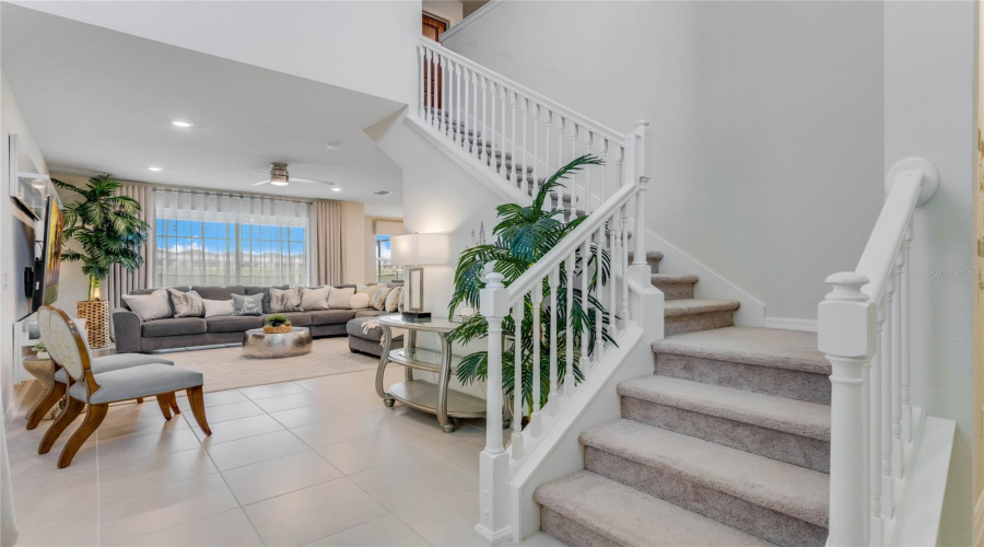 DAVENPORT, Florida 33897, 5 Bedrooms Bedrooms, ,4 BathroomsBathrooms,Residential,For Sale,ALOHA,0,MFRO6346444