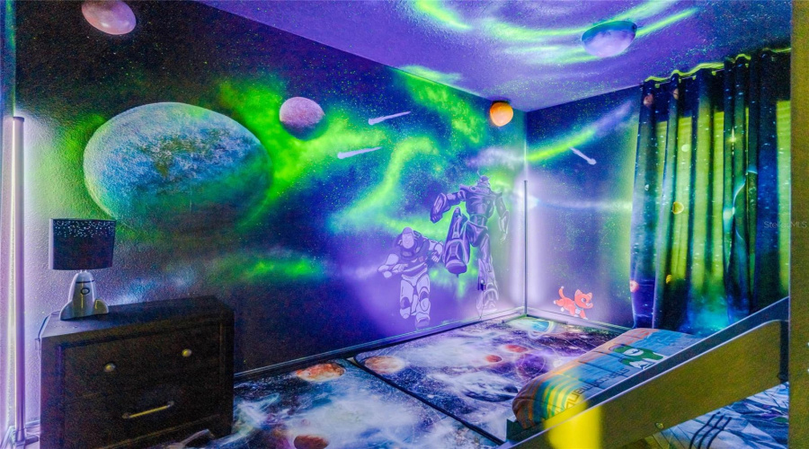 DAVENPORT, Florida 33897, 5 Bedrooms Bedrooms, ,4 BathroomsBathrooms,Residential,For Sale,ALOHA,0,MFRO6346444