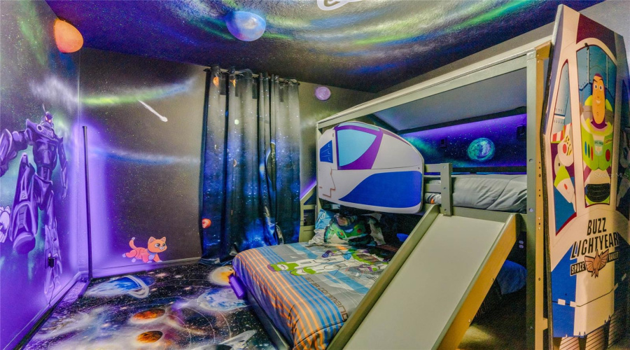 DAVENPORT, Florida 33897, 5 Bedrooms Bedrooms, ,4 BathroomsBathrooms,Residential,For Sale,ALOHA,0,MFRO6346444