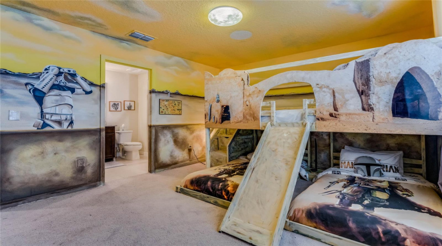 DAVENPORT, Florida 33897, 5 Bedrooms Bedrooms, ,4 BathroomsBathrooms,Residential,For Sale,ALOHA,0,MFRO6346444