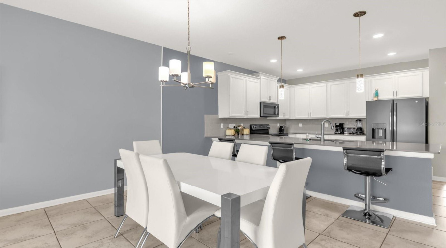 DAVENPORT, Florida 33896, 3 Bedrooms Bedrooms, ,2 BathroomsBathrooms,Residential,For Sale,OCEAN COURSE,0,MFRO6344830
