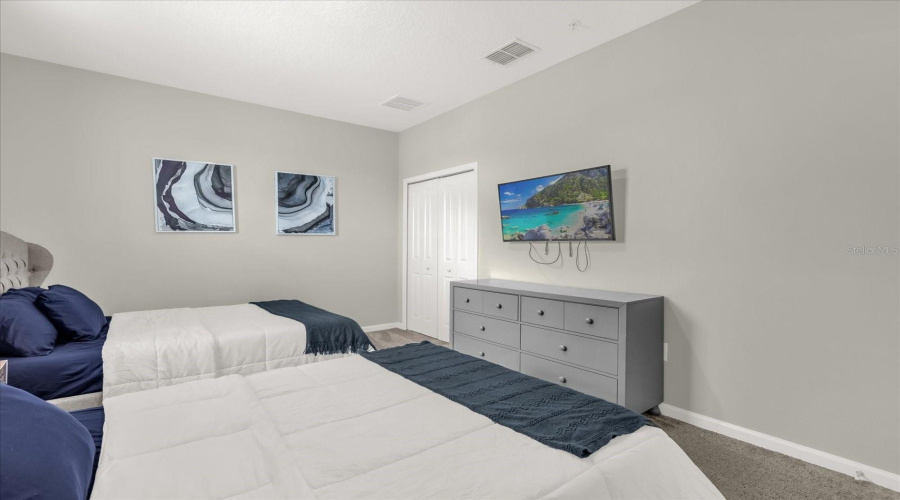 DAVENPORT, Florida 33896, 3 Bedrooms Bedrooms, ,2 BathroomsBathrooms,Residential,For Sale,OCEAN COURSE,0,MFRO6344830